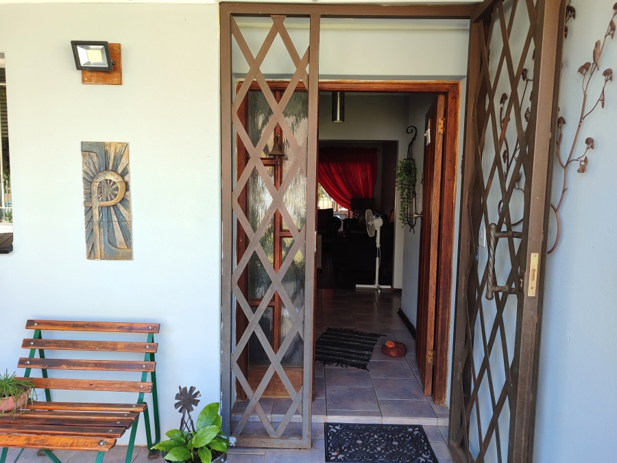 3 Bedroom Property for Sale in Meiringspark North West